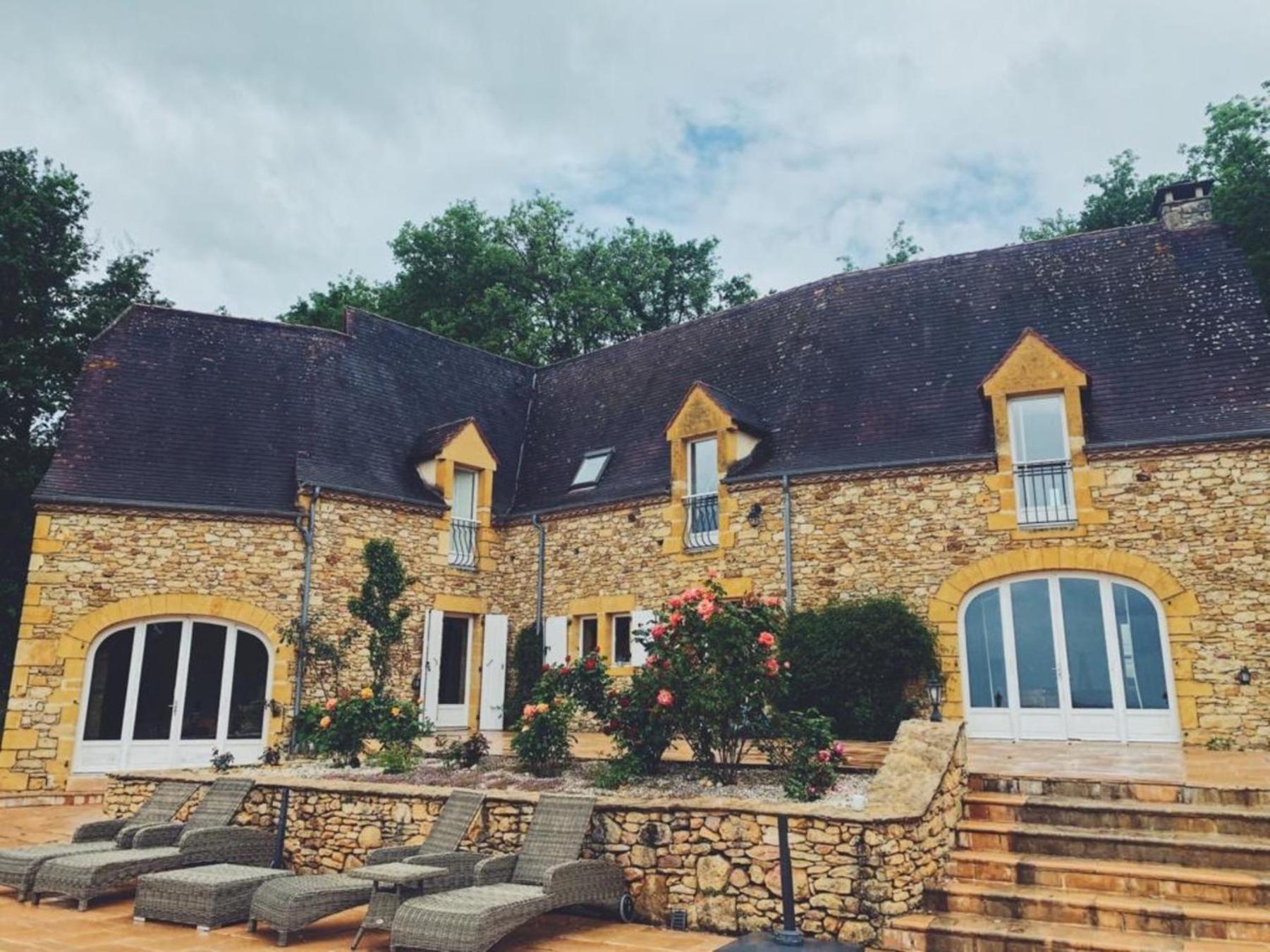 Luxury Chateau W. Pool & Hot Tub In Dordogne * Beynac-et-Cazenac